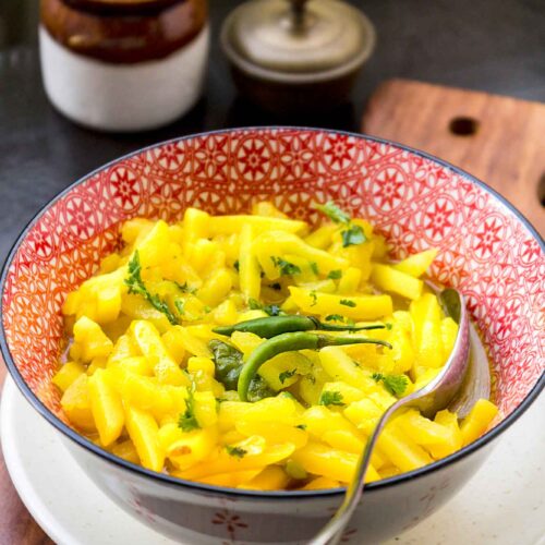 Aloo Jhal - Aloo Batichorchori Recipe