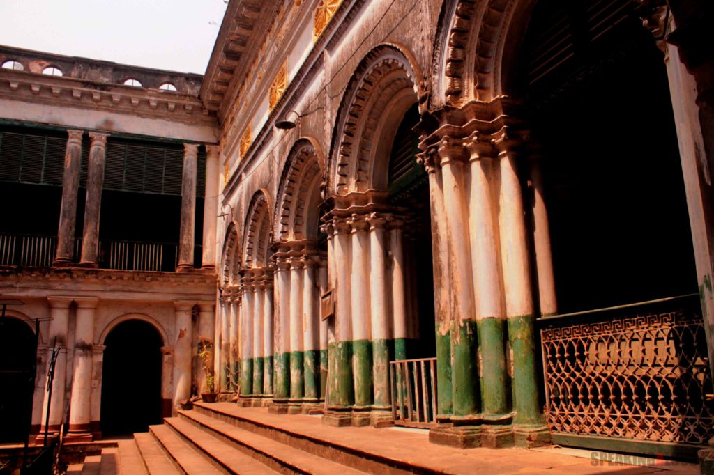 Serampore Rajbari Inner Courtyard