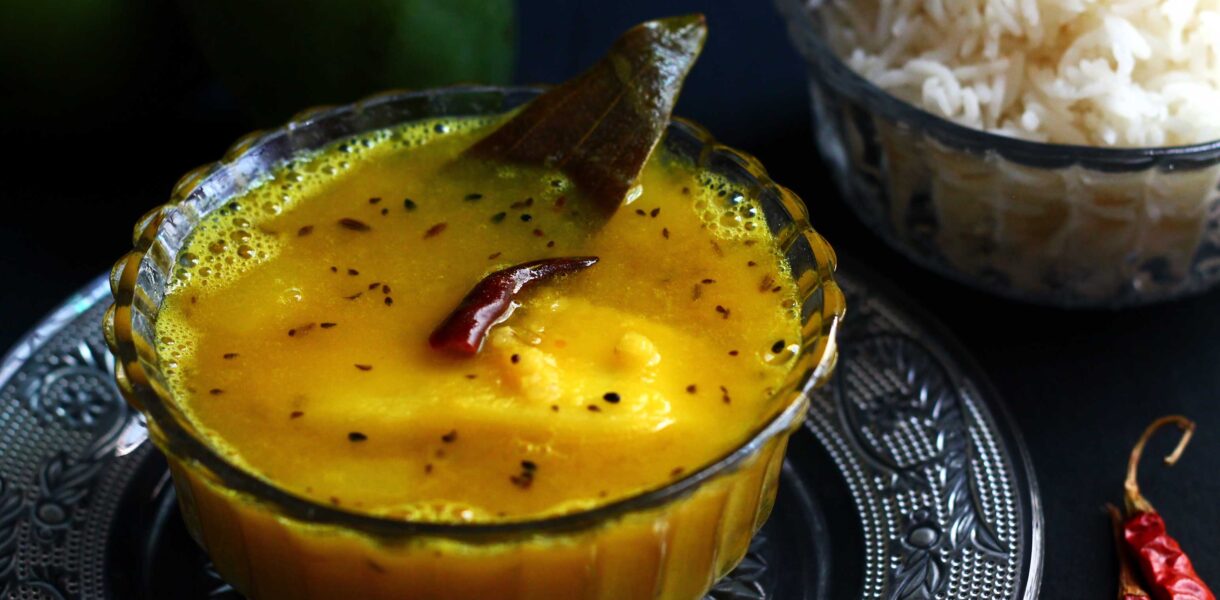 কাঁচা আম ডাল Bengali Tokk Dal Kacha Aam Dal Recipe