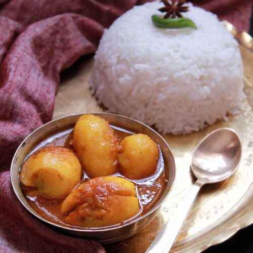 Bengali Egg Curry Recipe - Dimer Dalna