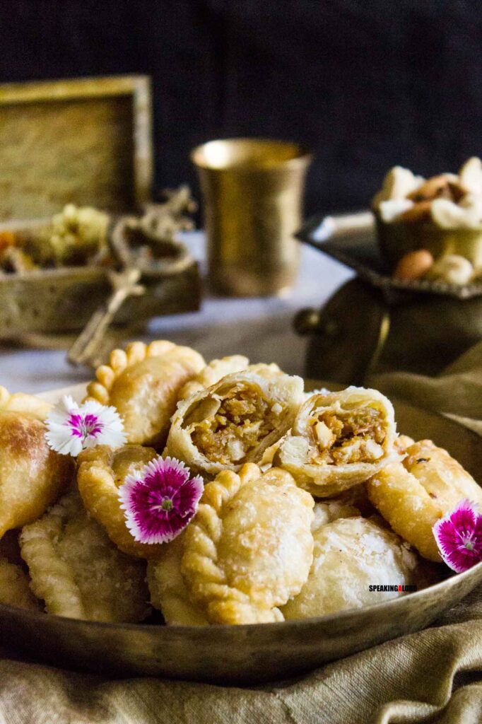 Indian Holi Sweets Recipe - Peraki or Mawa Gujiya
