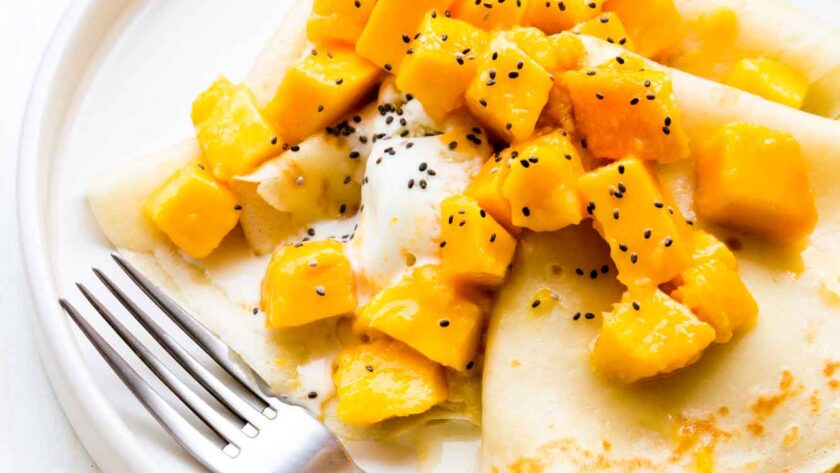 easy crepe recipe with mango & ice cream