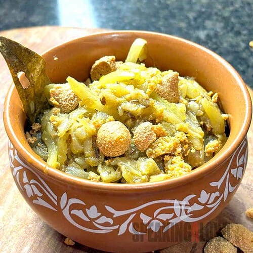 Kolai dal er bori diye lau er ghonto