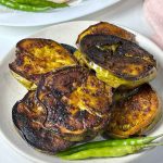 Begun Bhaja Bengali style